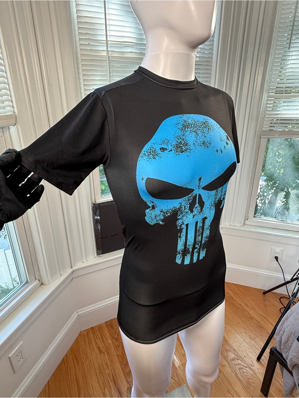 Under Armour Marvel Punisher HeatGear Compression Shirt Black MD - Picture 5 of 11